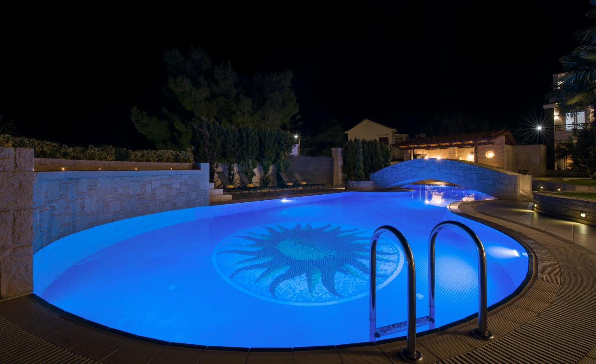 Artdeco Luxury *